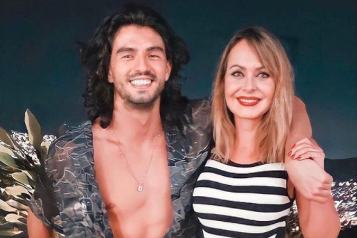 La actriz y su bailarín no sólo fueron muy bueno amigos en Hungría, sino que se especula que habrían iniciado un romance. (Foto: Andrei Mangra / Instagram)