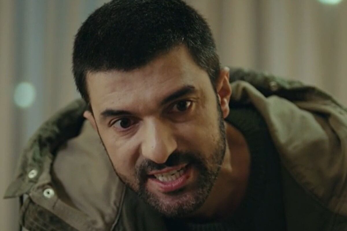 Engin Akyürek en el personaje de Sancar en "La hija del embajador". (Foto: O3 Medya)