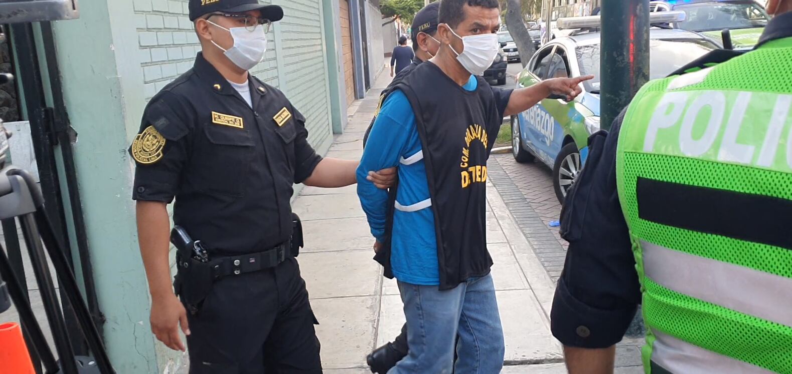 Uno de los delincuentes detenidos.