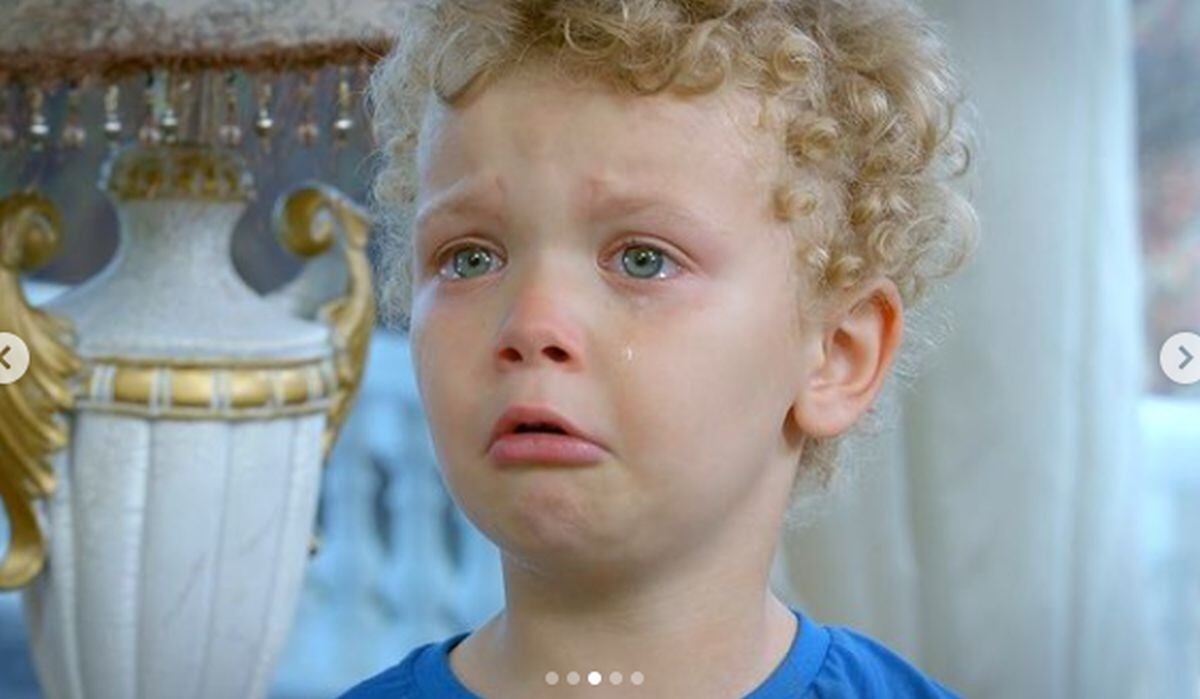 El pequeño Emre Mete Sönmez como Ömer (Foto: Stellar Yapım)