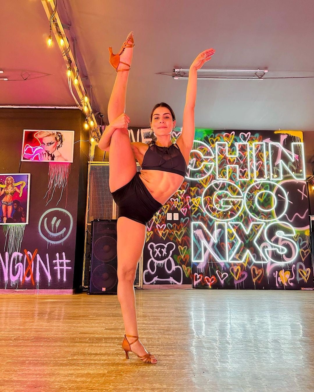 María León ha demostrado que puede bailar al ritmo de salsa, cumbia o reguetón (Foto: María León/ Instagram)