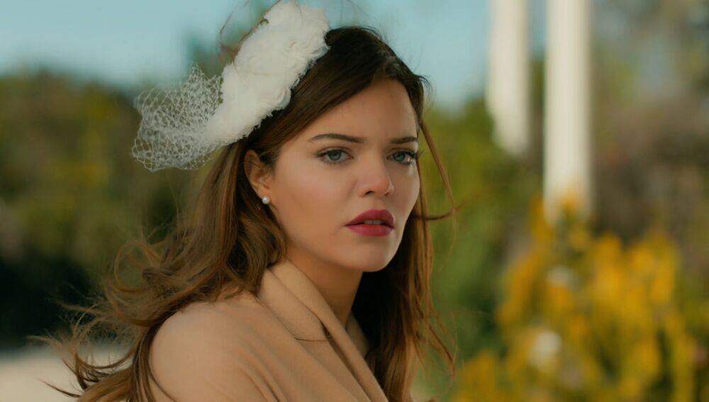 La actriz turca Hilal Altınbilek en el papel de Züleyha en la telenovela "Tierra amarga" (Foto: Tims & B Productions)