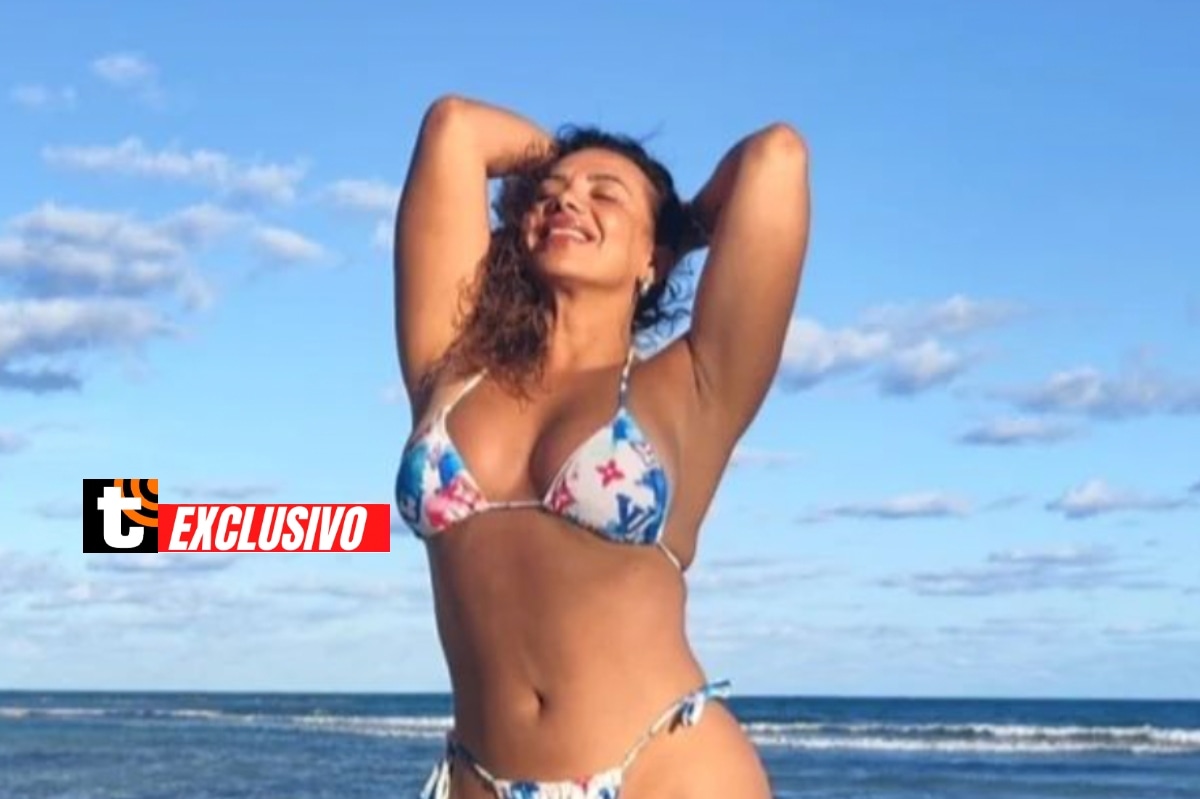 Mónica Cabrejos se luce en atrevido bikini en Méxic