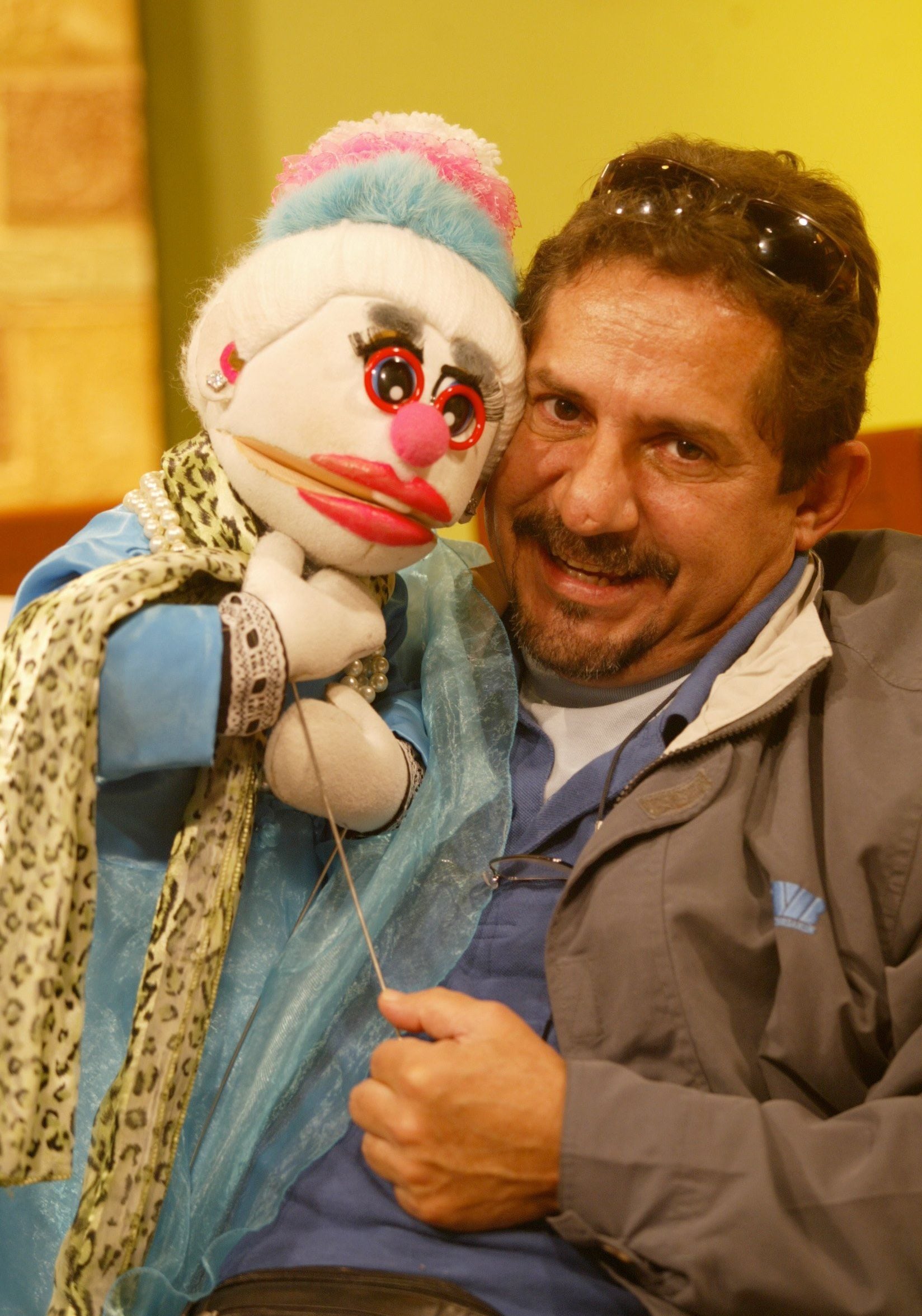 Ángel Calvo con Nicolasa. (@gec)