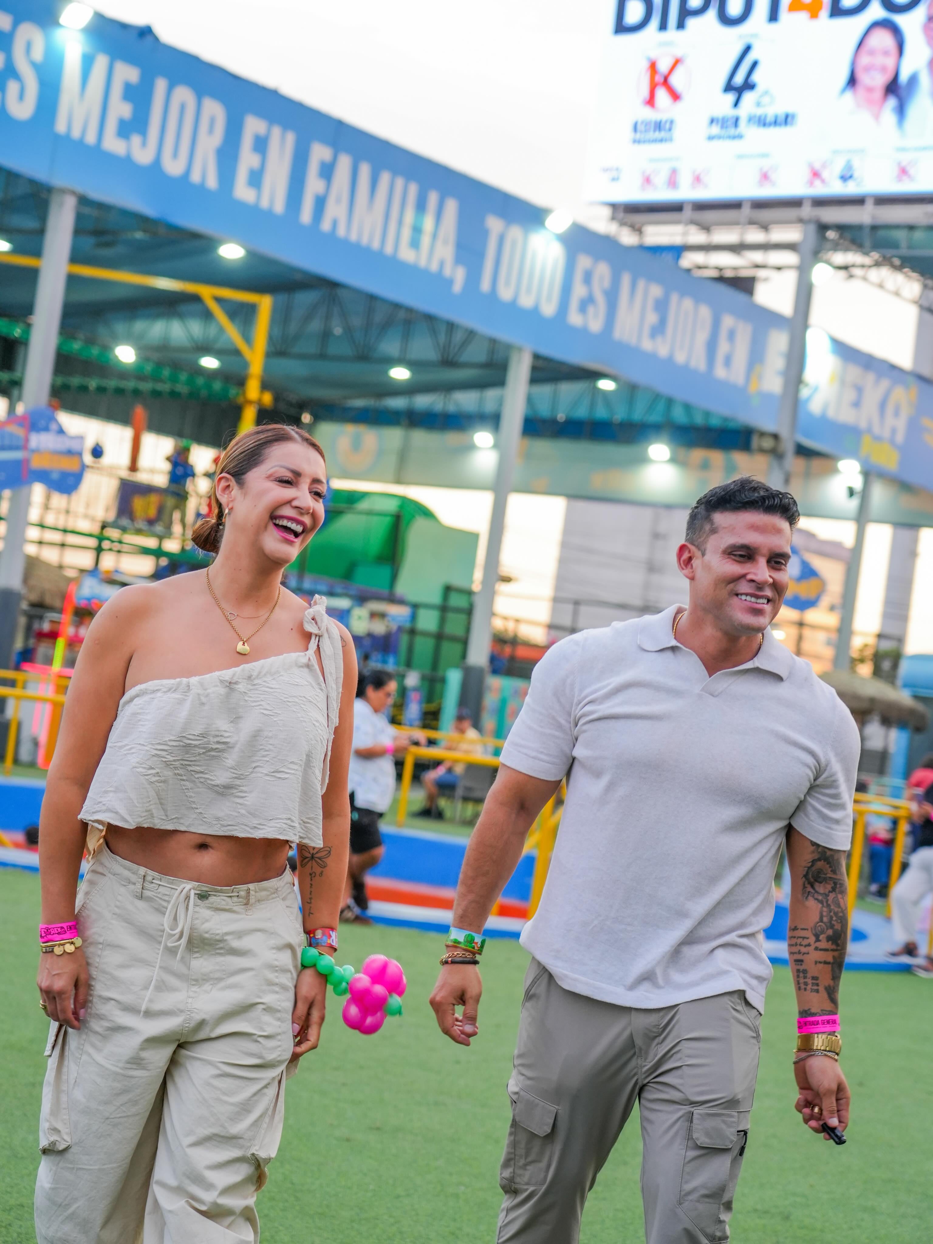 Karla Tarazona y Christian Domínguez