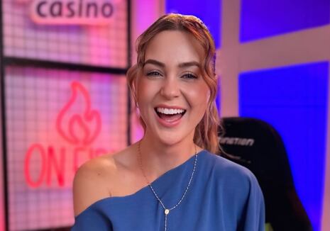 Ducelia Echevarría se luce enamorada de su novio oxapampino y no descarta llegar al altar