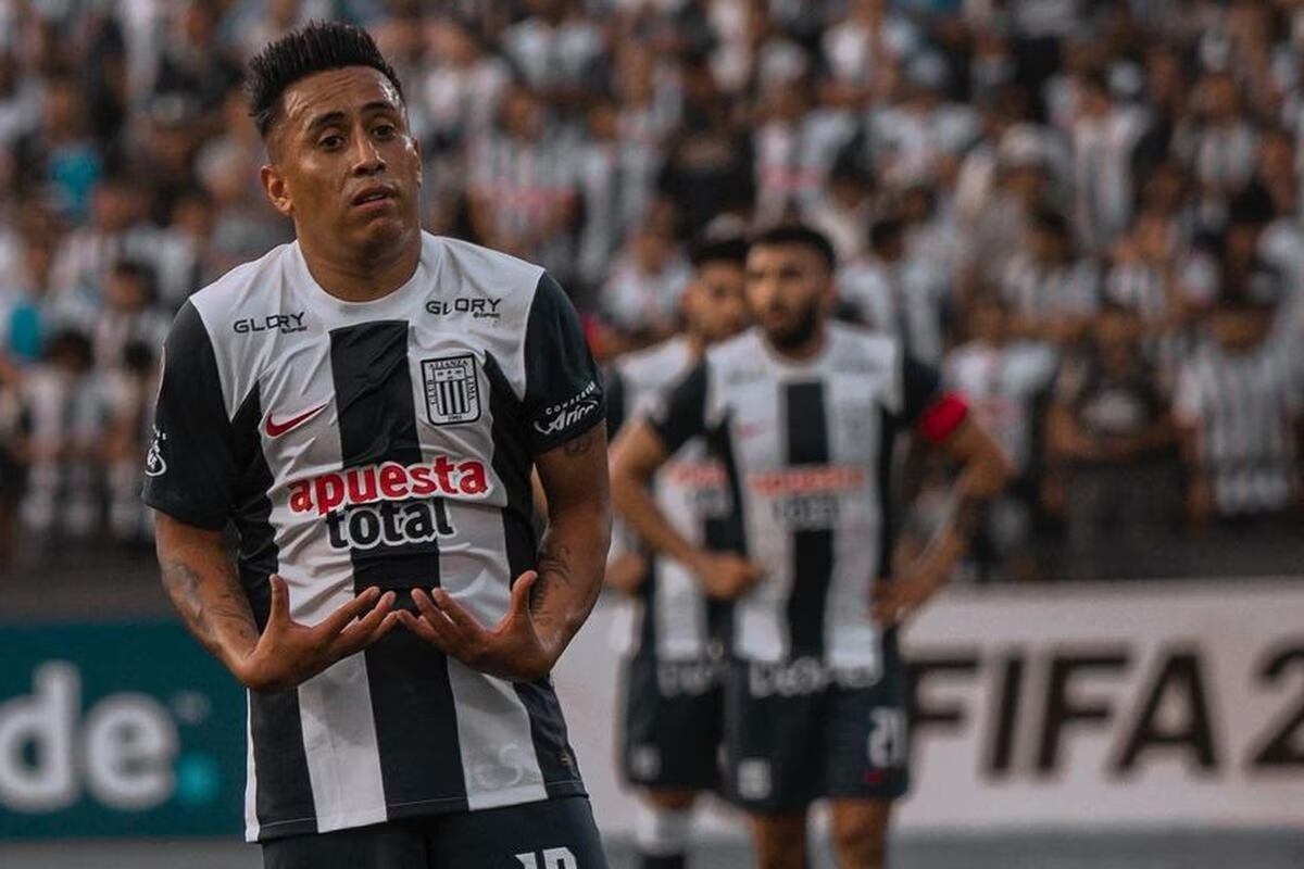 Cueva no ha sido ningún aporte para Alianza Lima y esto genera incomodidad