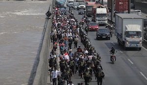 Gobierno en las nubes y choferes en las calles en ‘Picotitos’ de El Búho