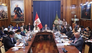¡Senado aprueba 27 facultades para el Gobierno de Keiko Fujimori! Comisión incorpora siete medidas adicionales y envía dictamen al Pleno