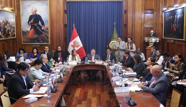 Senado: Comisión de Constitución aprueba 7 puntos adicionales a facultades legislativas