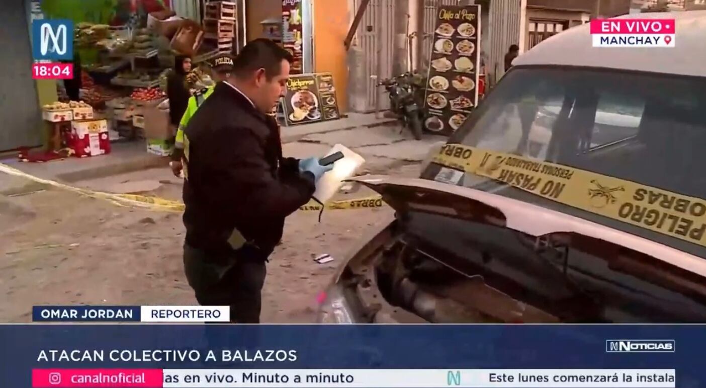 Conductor en su miniván es atacado a balazos por sujeto desconocido.