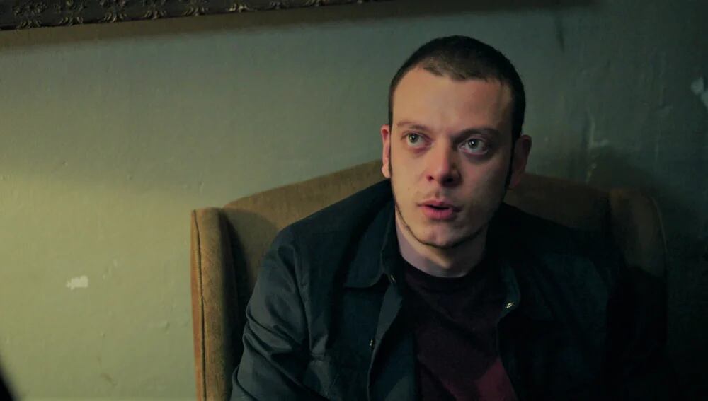 Serdar cae en la trampa de Merdan en la telenovela turca "Secretos de familia" (Foto: Ay Yapım)