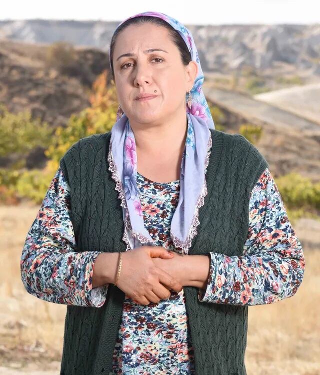 Birgül Ulusoy es Birgül es Mahmut Yılmaz en la telenovela turca “Entre el amor y el odio” (Foto: NTC Medya)