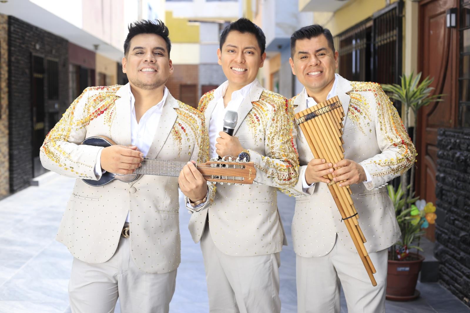 Donald, Billy y Víctor Yaipén. Foto: Jessica Vicente