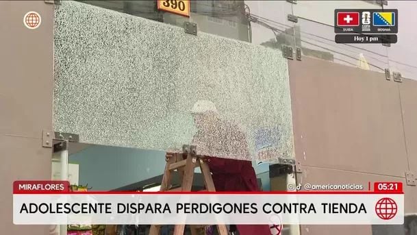 La tienda quedó severamente dañada. Foto: América noticias