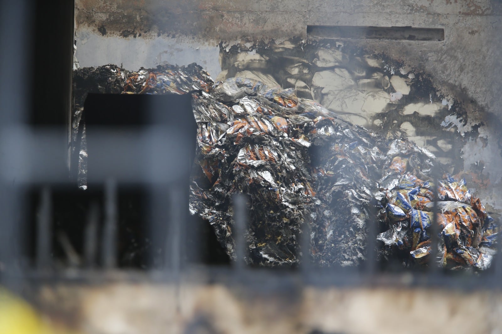 Incendio en Los Olivos durante los primeros minutos de 2025 se lleva la vida de anciana. Foto: Joseph Angeles/@photo.gec