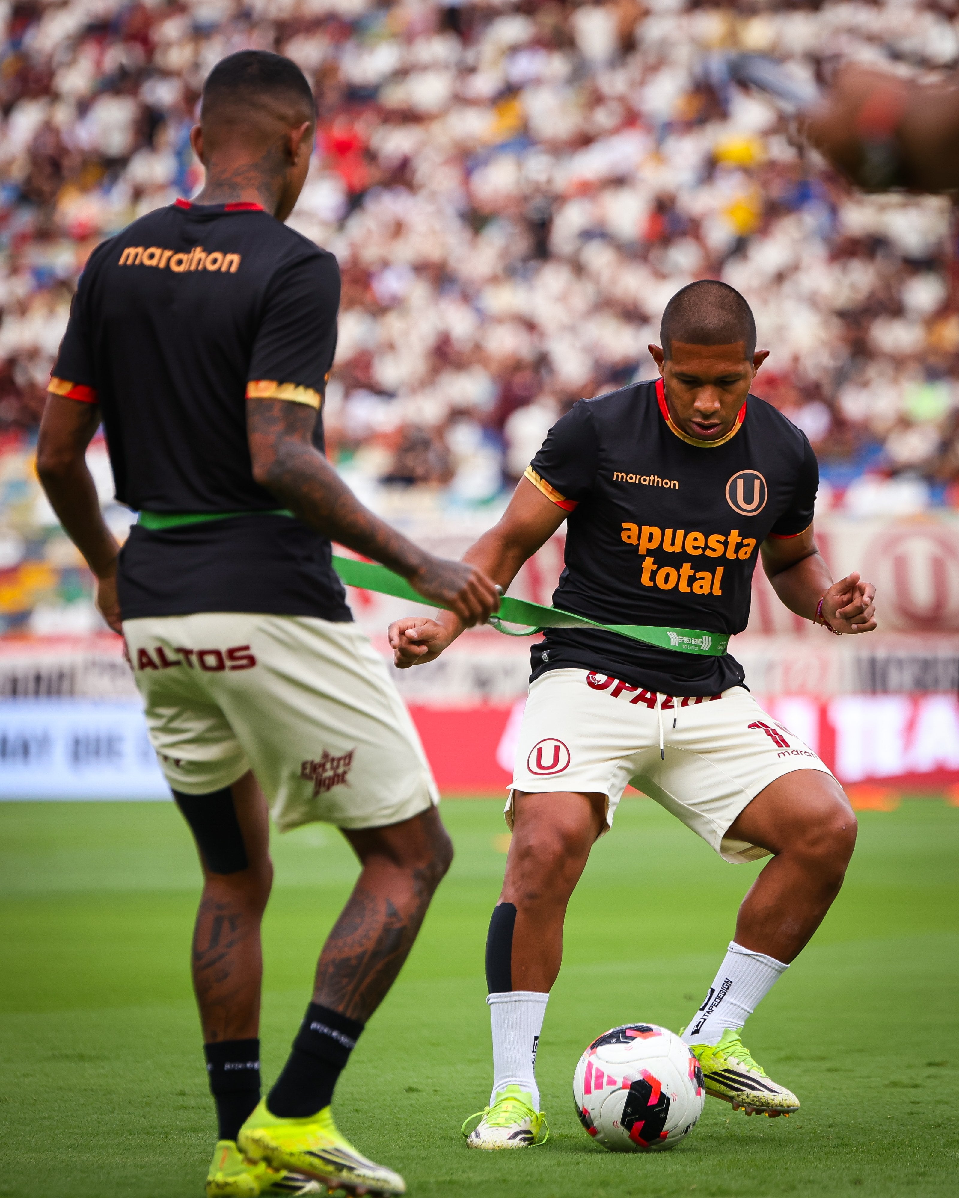 Andy Polo y Edison Flores no jugarán ante Cusco FC | Foto: Universitario