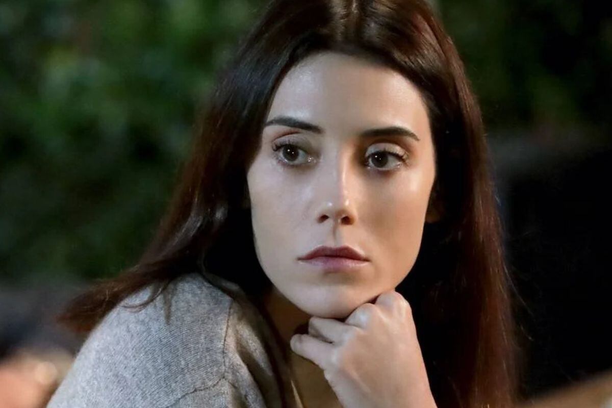 La actriz Cansu Dere interpretando a Asya Yılmaz en "Infiel" (Foto: Medyapım)