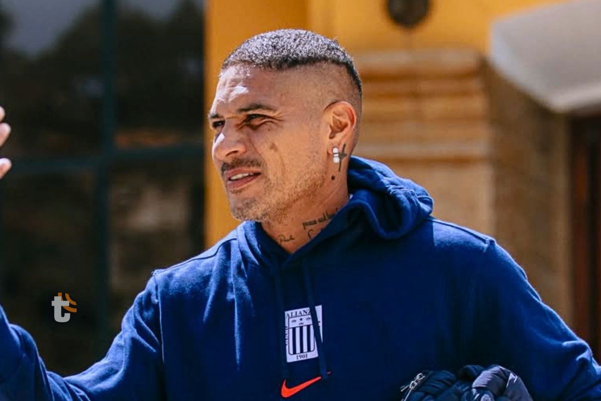 Paolo Guerrero seguiría ligado a Alianza Lima en su retiro desde una posición de poder (Foto: @AlianzaLIma)