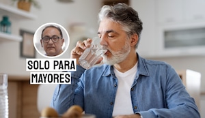 Por qué los adultos mayores no sienten sed y cómo evitar la deshidratación