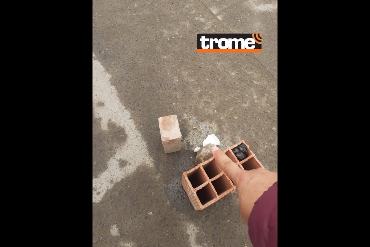 Dos jóvenes, uno de ellos padre de familia, son asesinados por barristas de la 'U' en Villa María del Triunfo. (fotos: Mónica Rochabrum/Trome)