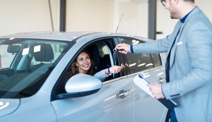 ¿Quieres comprar tu primer vehículo?: 4 tips esenciales a considerar