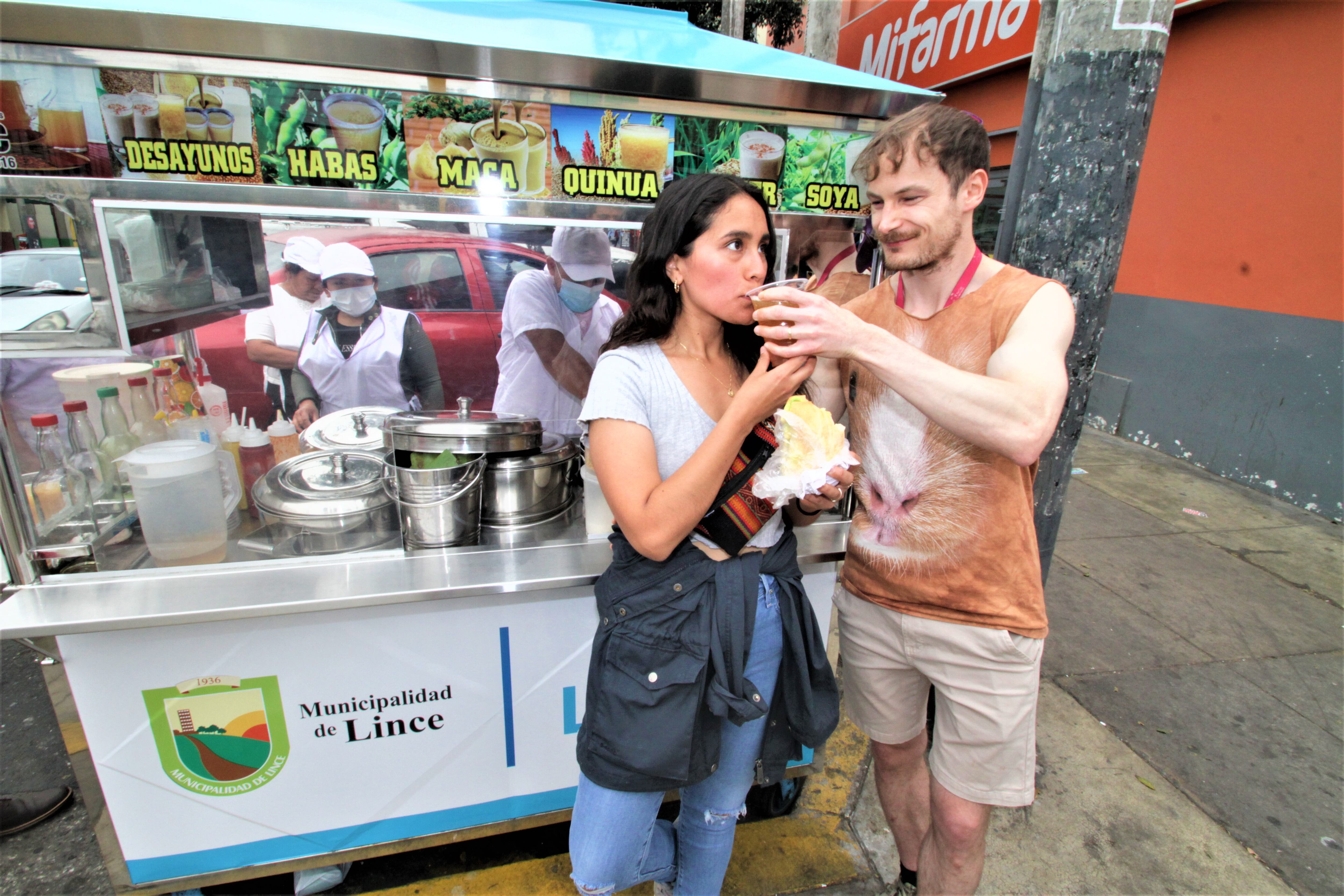 Ville y Vane hicieron 'match' en Tinder. (Foto: Alan Ramírez)