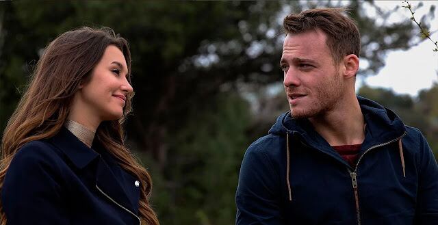 La telenovela turca “En el corazón de la ciudad” está protagonizada por Kerem Bürsin y Leyla Lydia Tuğutlu (Foto: Ay Yapım)