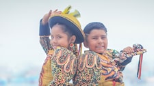 Bastian y Cataleya: los pequeños que sueñan con bailar caporales en la Candelaria de Puno