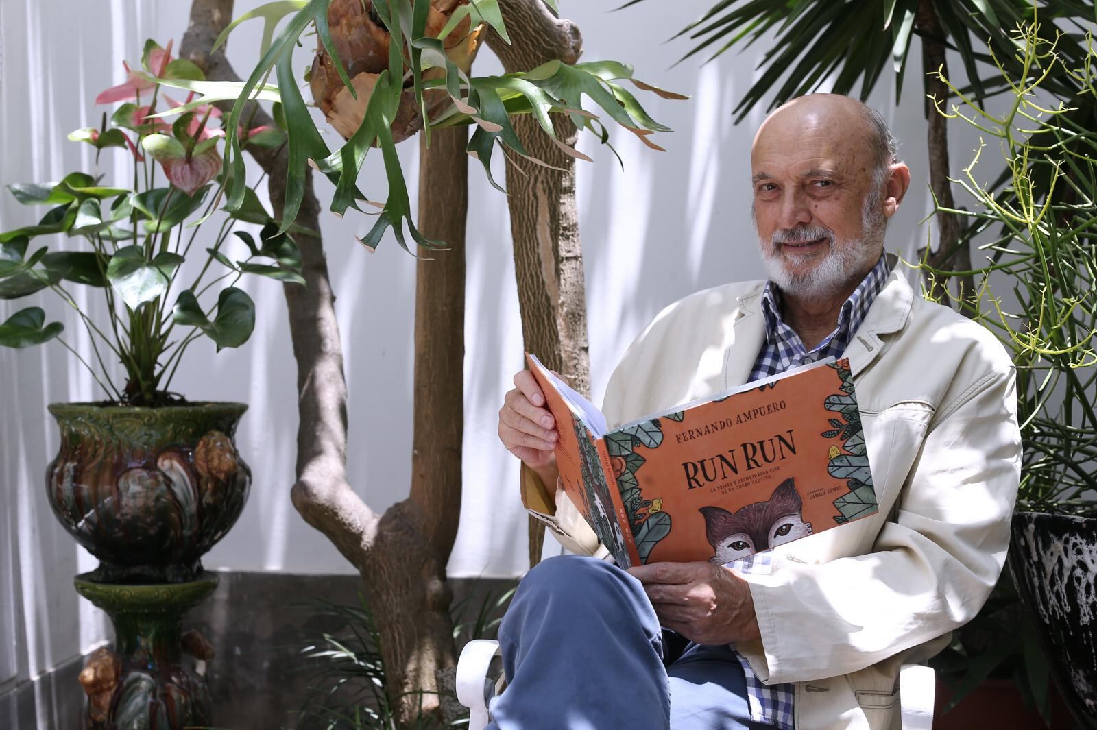 El escritor peruano ha debutado en la literatura infantil con el libro ‘Run Run: la triste y desmesurada vida de un zorro cautivo’