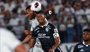 Alex Valera marca el primero de Universitario ante ADT | VIDEO