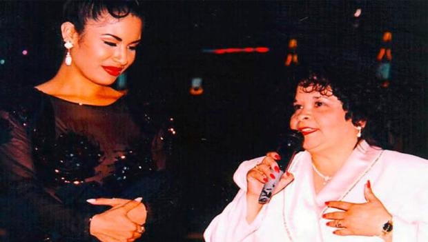 Selena Quintanilla fue asesinada por la presidenta de su club de fans, Yolanda Saldivar, el 31 de marzo de 1995. (Foto: Getty Images)