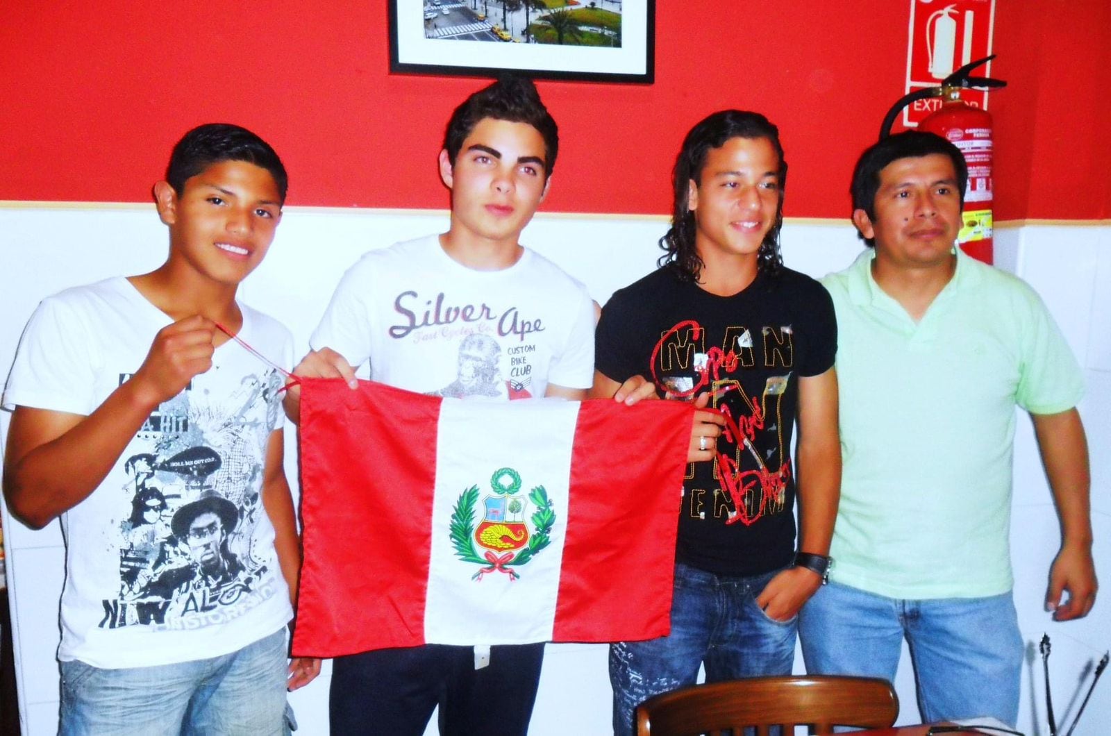 El cantante peruano estuvo en la misma división que Cristian Benavente