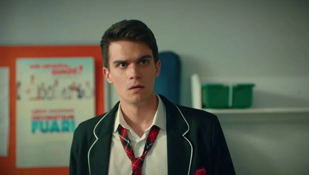 Kaan evita la confesión de Süsen en la telenovela turca "Hermanos" (Foto: NG Medya)