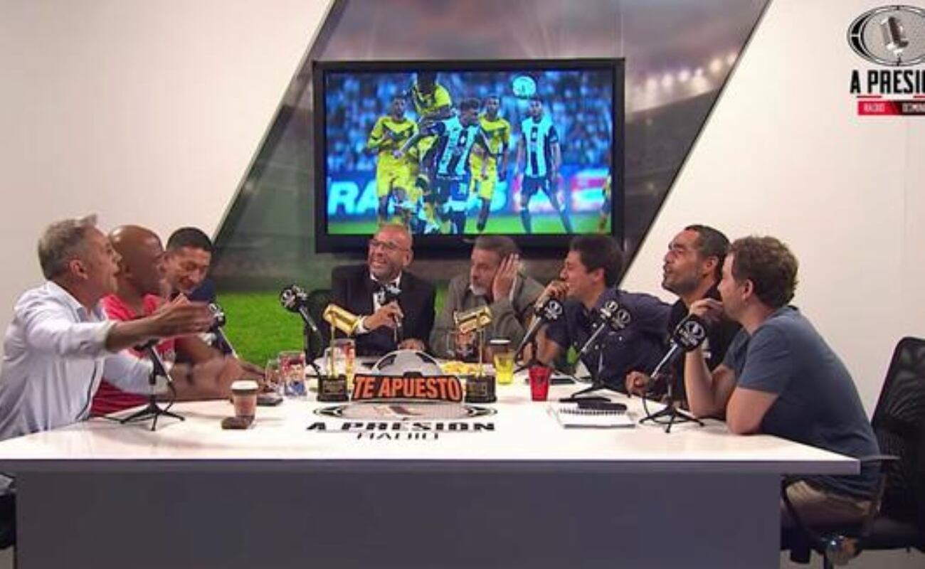 Giancarlo Granda no está de acuerdo con que los programas en internet utilicen un lenguaje procaz.