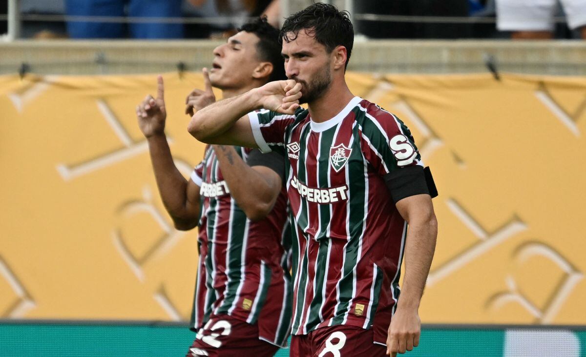 Fluminense pasó a semifinales del Mundial de Clubes 2025 tras vencer 2-1 a Al Hilal en Orlando | Foto: CHANDAN KHANNA / AFP