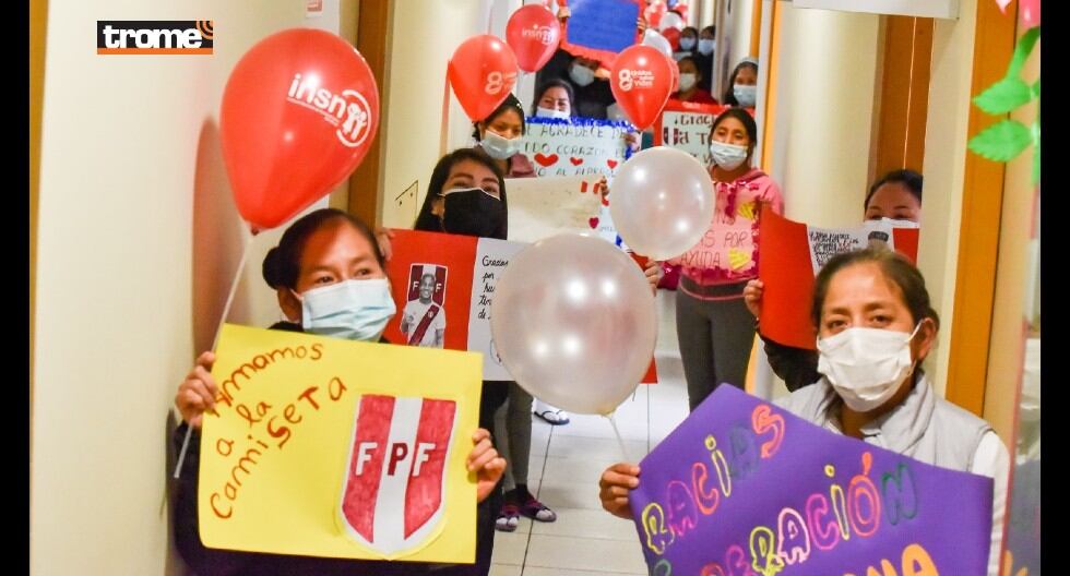 Hinchas, inclusive desde albergues y hospitales, listos para alentar a la selección peruana que hoy enfrenta a Paraguay por la Copa América. (INSN- San Borja / Trome)