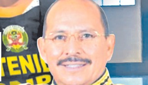 Tumban puertas a generales por robo de petróleo