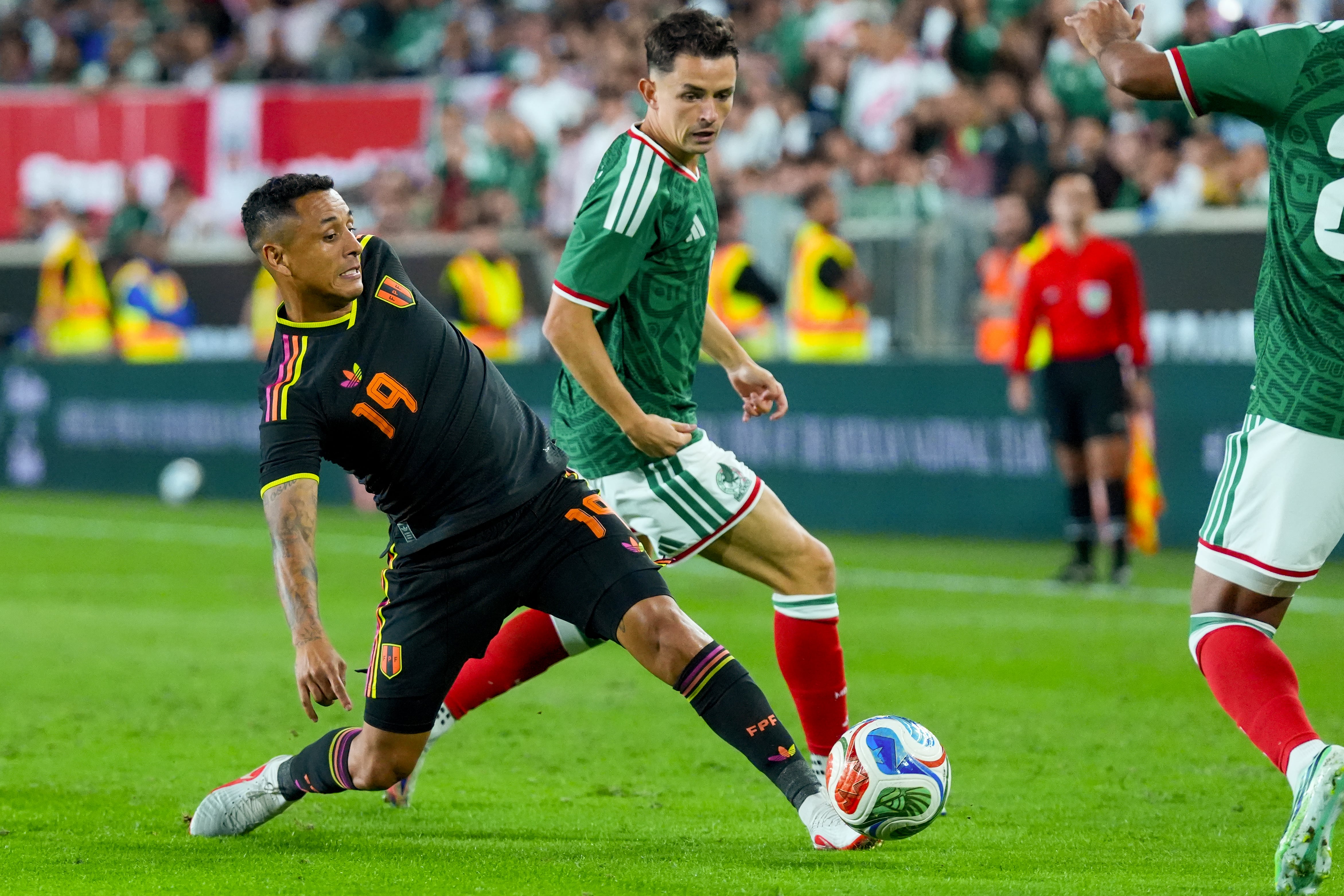 Perú enfrenta a México en Nueva Jersey (Foto: EFE/ Ángel Colmenares)