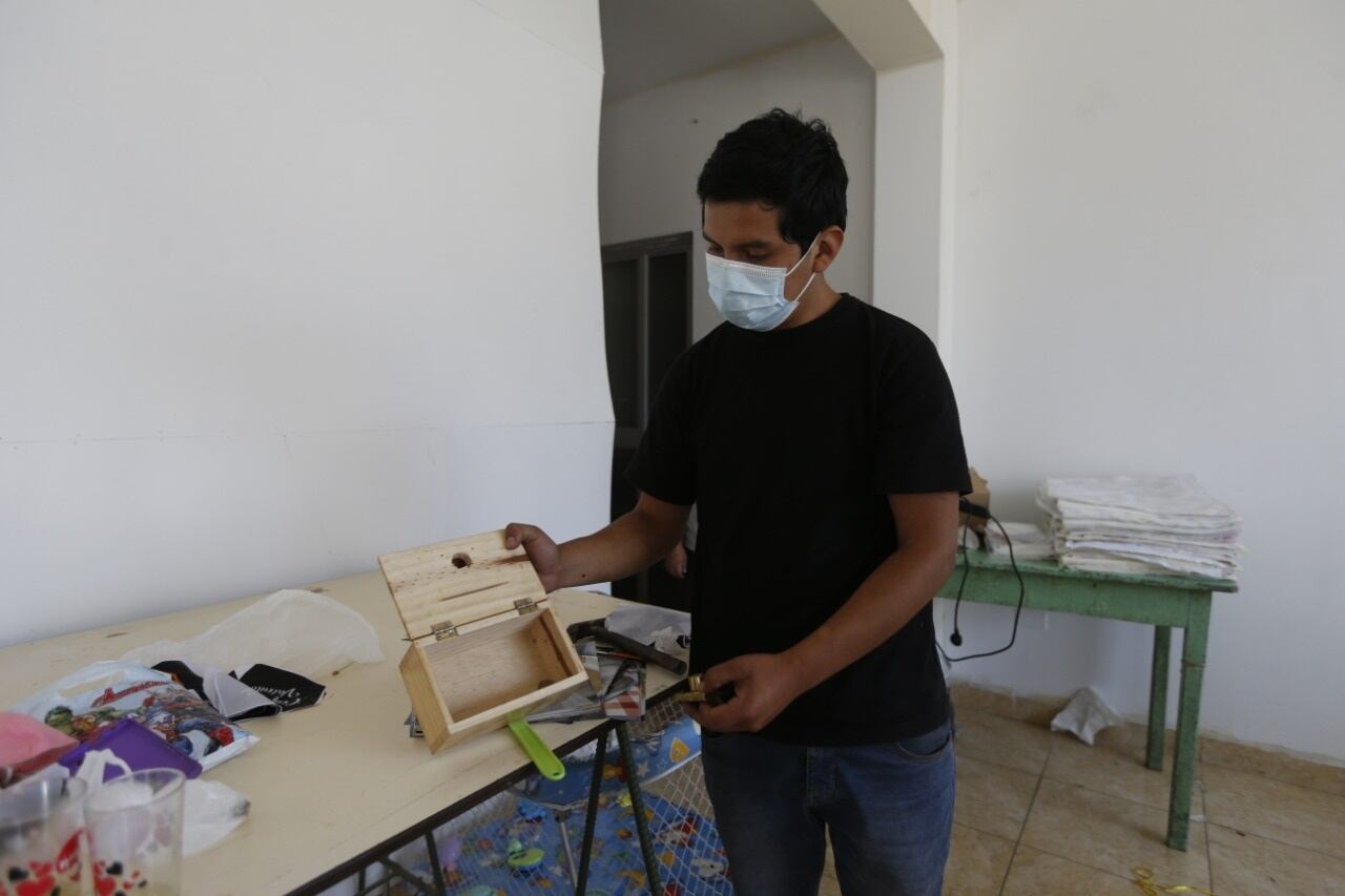 Delincuentes aprovecharon que era de noche para robar en un taller textil, en Puente Piedra. | Foto: VIoleta Ayasta