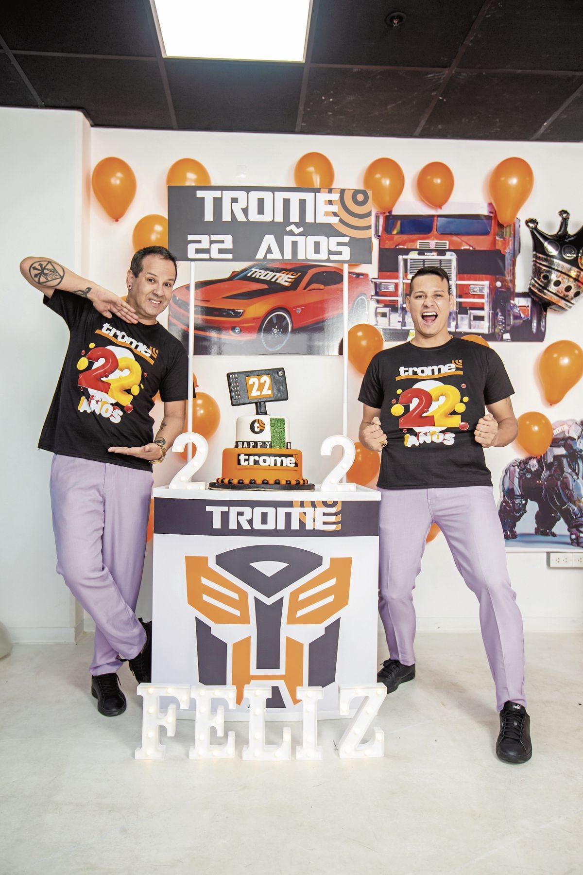 Luigui Carbajal y Ricky Trevitazo