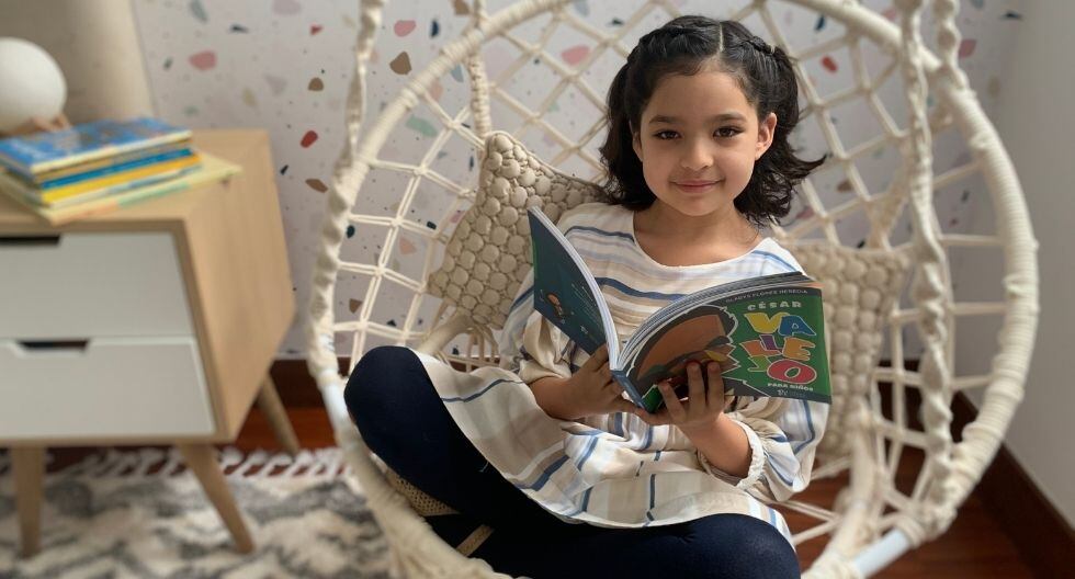 Encuéntrala en redes como 'Almu te cuenta'.