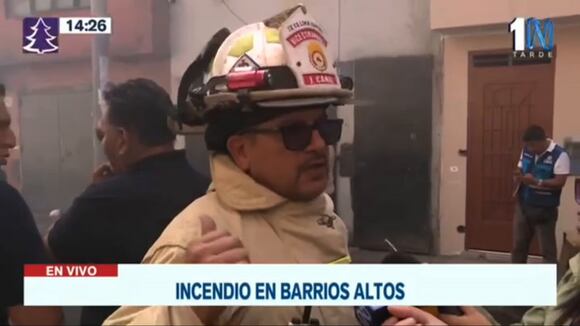 TROME - Incendio en Barrios Altos: dos inmuebles afectados por siniestro en almacén