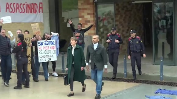 Dani Alves sale de prisión tras pagar la fianza de un millón de euros