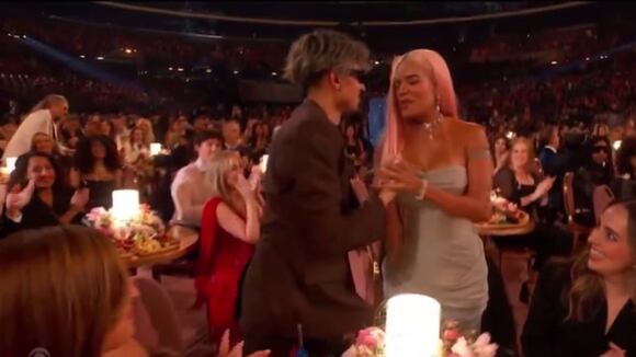 La reacción de Taylor Swift ante el galardón obtenido por Karol G en los Grammy 2024 (Fuente: X)