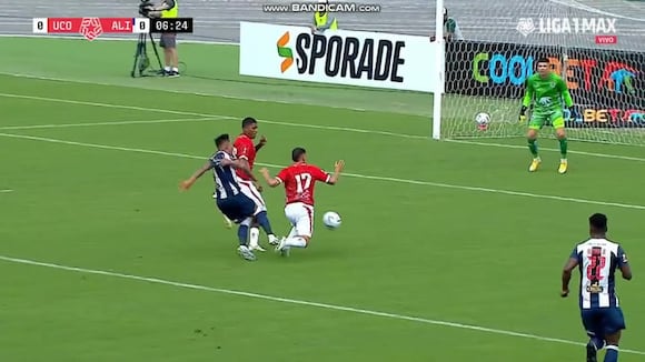 Penal a favor de Alianza Lima ante Unión Comercio que Diego Haro no cobra. (Video: Liga 1 MAX)