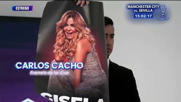 TROME | Carlos Cacho reta a la ‘Urraca’: lleva un póster de Gisela a ‘La casa de Magaly’
