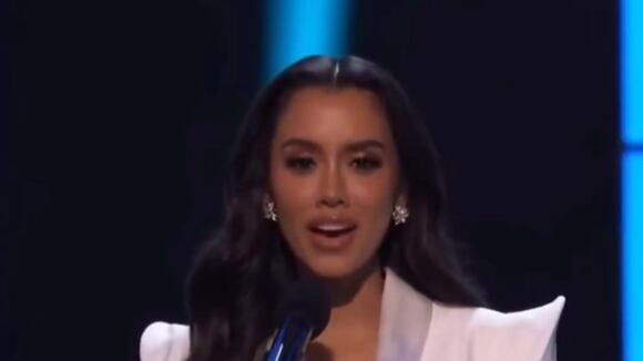 TROME - Camila Escribens