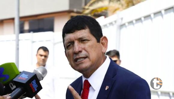 Agustín Lozano regresó de Paraguay y no se guardó nada contra gobierno de Dina Boluarte (Video: América)