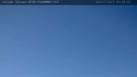 Volcán Ubinas volvió a protagonizar una explosión en Moquegua (Video: @Agencia_Andina).